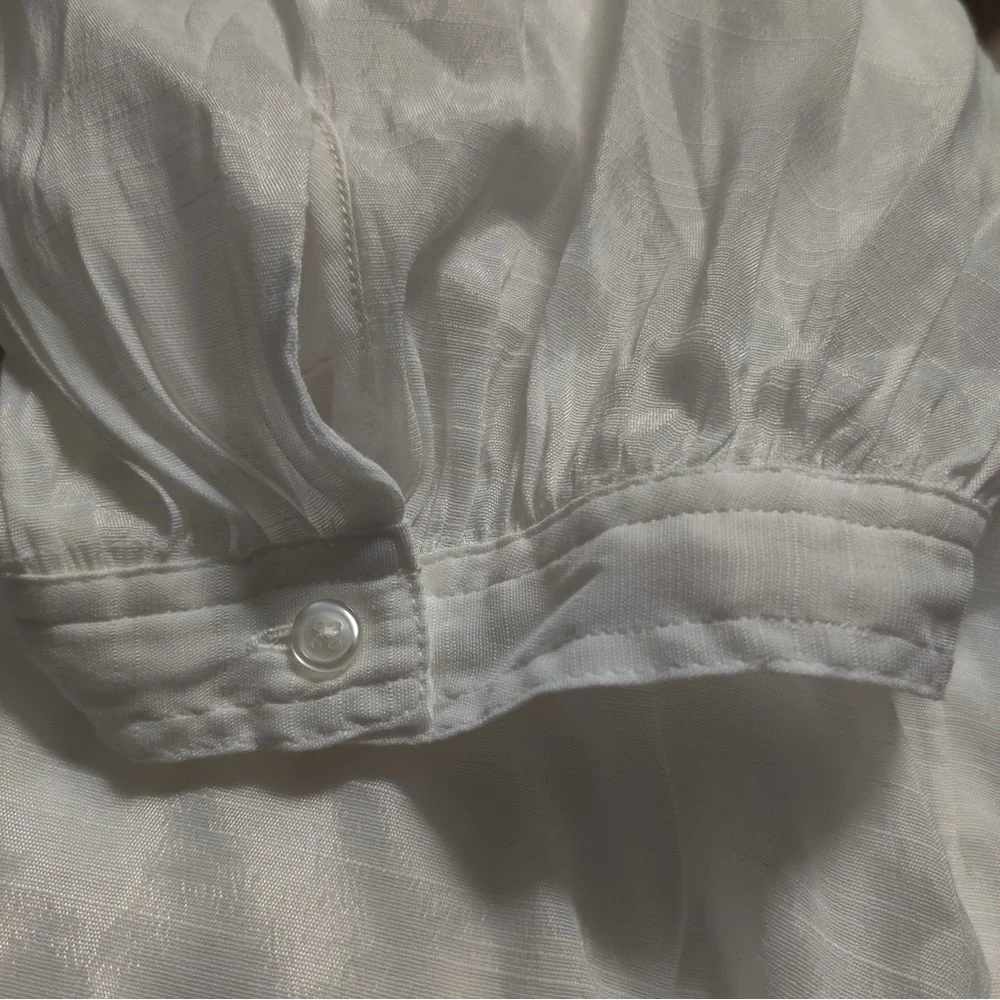Banana Republic Factory White Half Placket Satin Blouse Short Sleeve Button Sz L - Picture 6 of 6